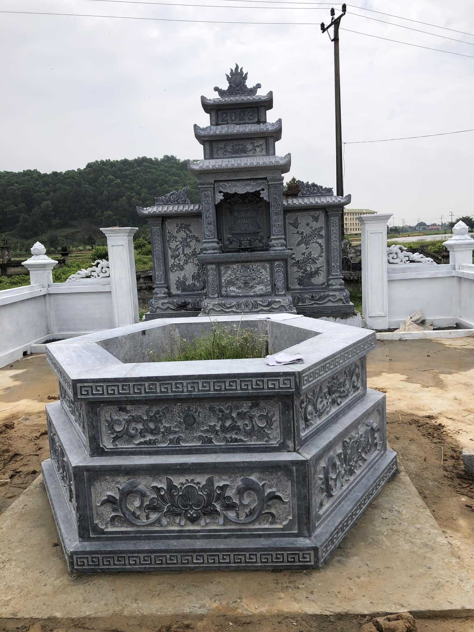 Mộ lục giác - MLG1